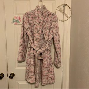 Jessica Simpson pink and gray soft robe